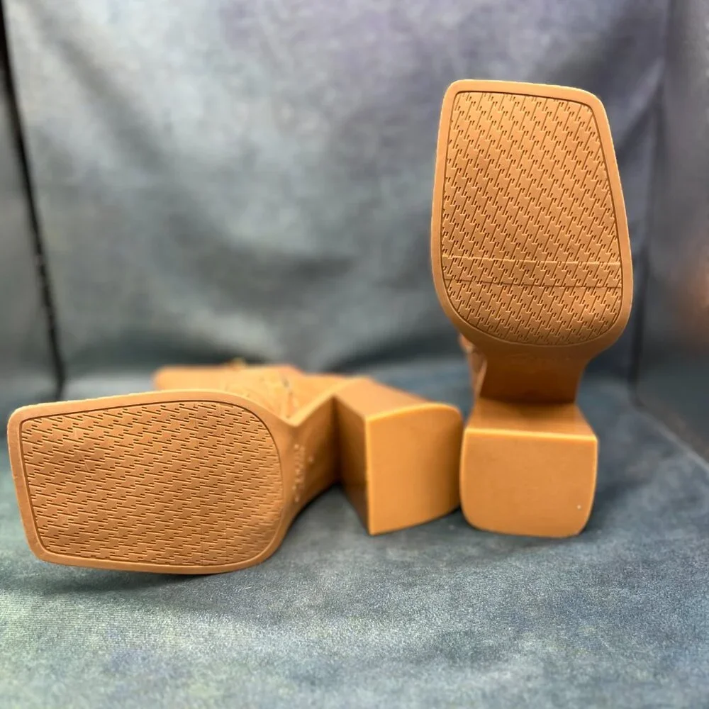 Circus by Sam Edelman Layla Caramel Brown Crocodile Embossed Boots - Picture 4 of 8